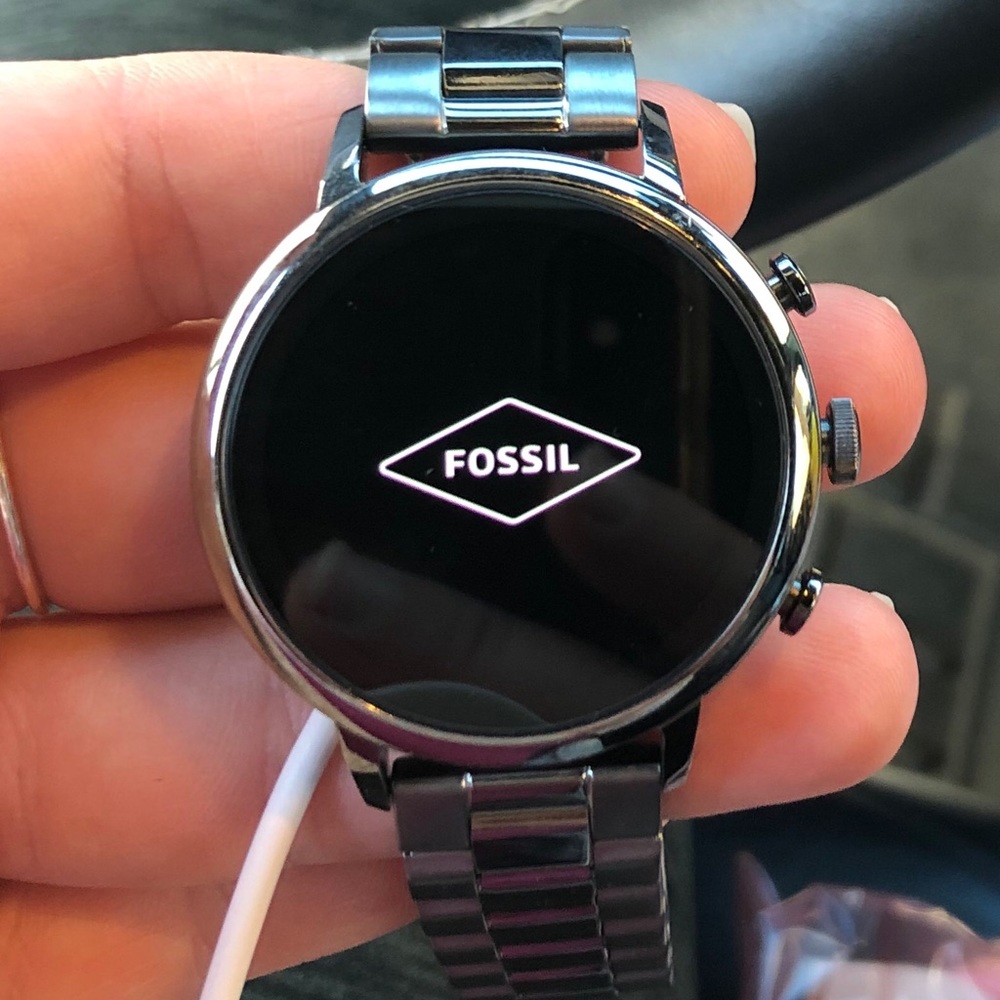 Fossil QVenture Women’s Gunmetal Silver Smartwatch
